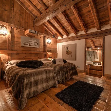 Chalet Le Rocher * Val-dʼIsère